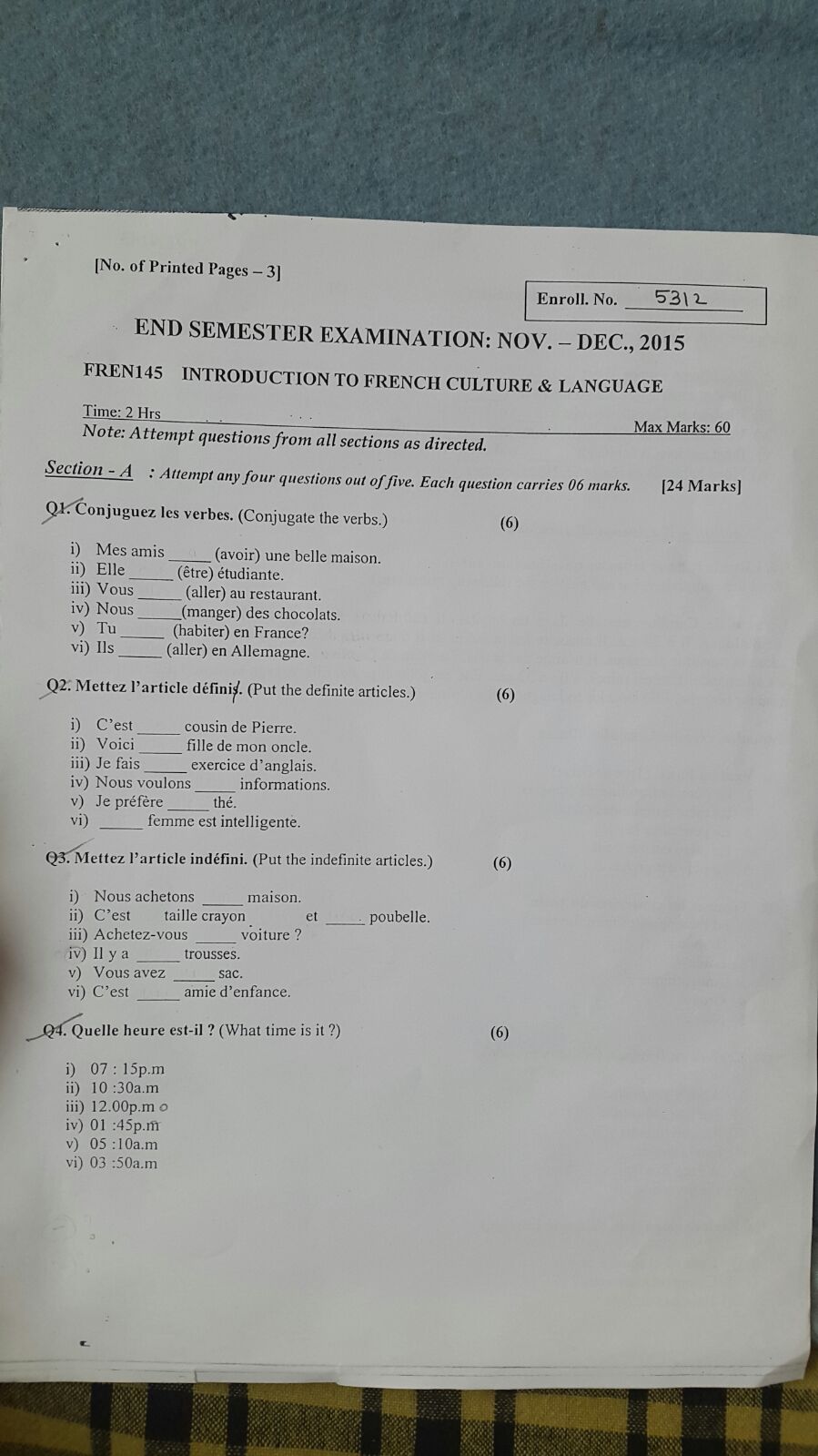 Amity french sem 1 question paper 2015-Fre01.JPG