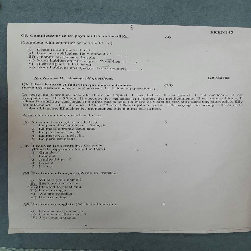 Amity french sem 1 question paper 2015-Fre02.JPG